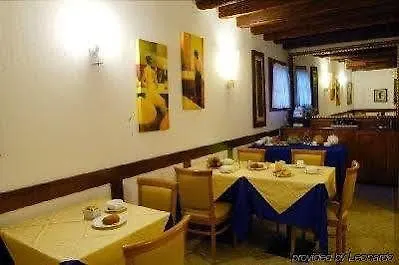 Residenza Ai Giardini Hotel Venice Italy