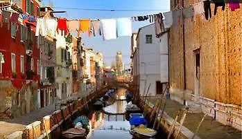 **  Residenza Ai Giardini Hotel Venice Italy